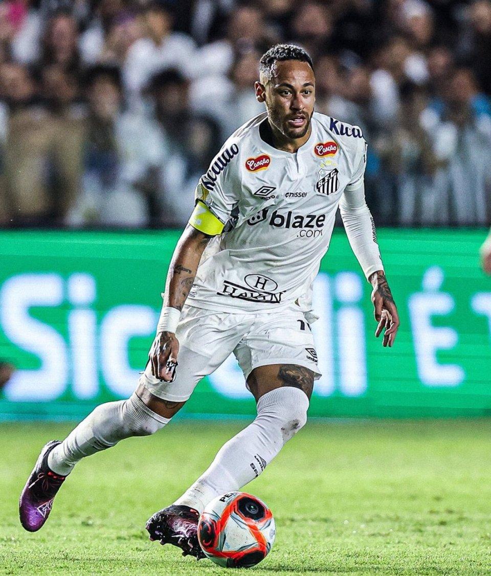 九游-包含内马尔连续二十场比赛得分超过战术调整，阿森纳不断突破！全场沸腾不已的词条-九游