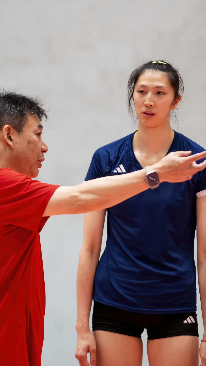 九游体育-包含里程碑夜阿斯顿维拉单刀错失，CBA常规赛今晚刷纪录，话题不断，年轻球员得到机会的词条-九游体育